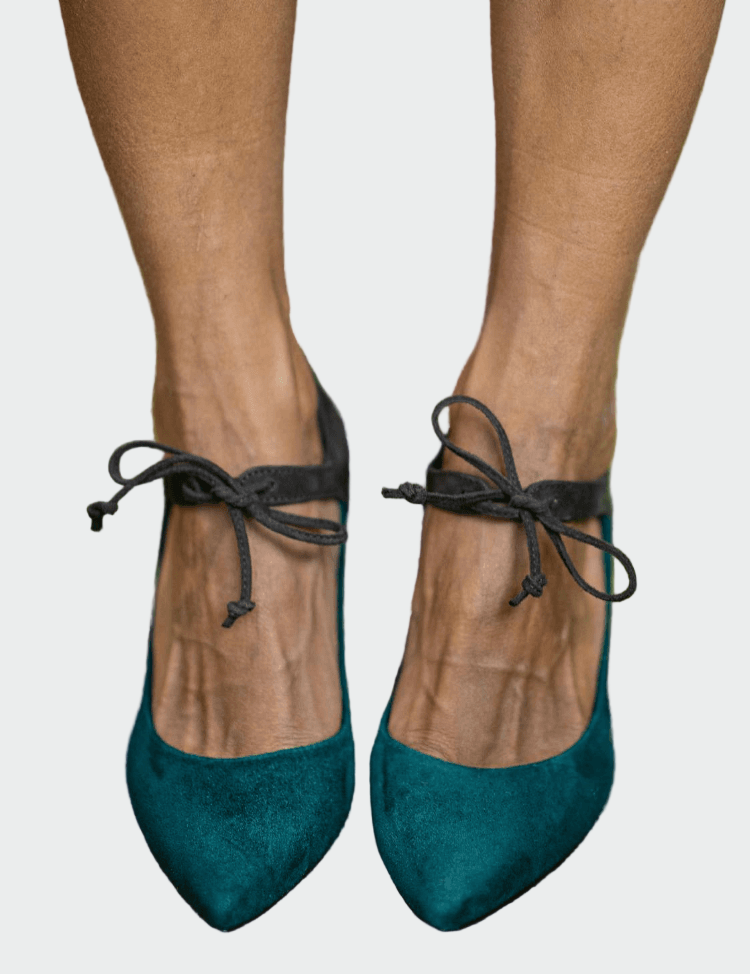 Γόβες με λουράκι στον αστράγαλο