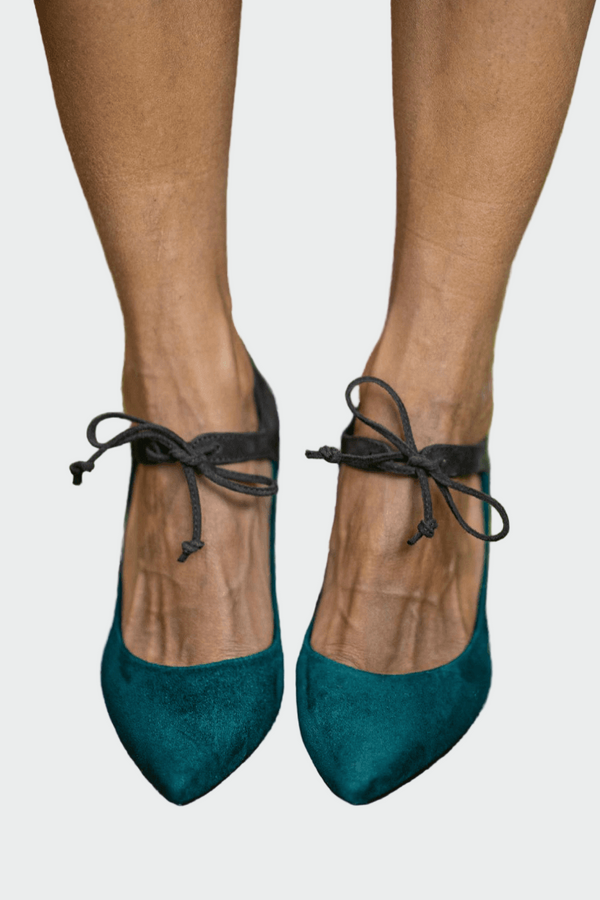 Γόβες με λουράκι στον αστράγαλο